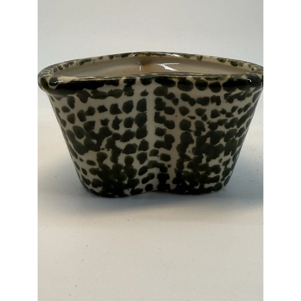 Heart-Shaped‎ Blue Navy Spongeware Pottery 3.5 x 2